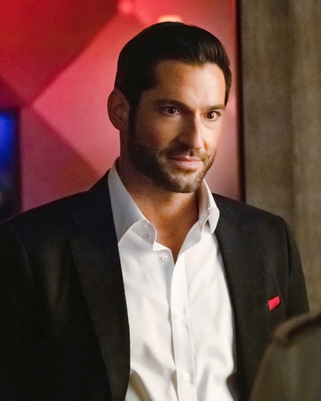 Lucifer seeing Constantine - The Flash - TV Fanatic