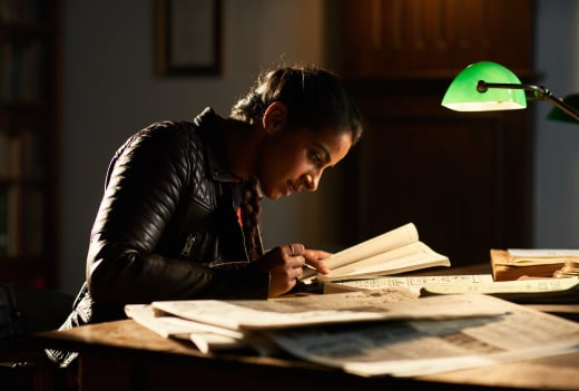 Hitting the books - Doctor Who Season 11 Episode 3