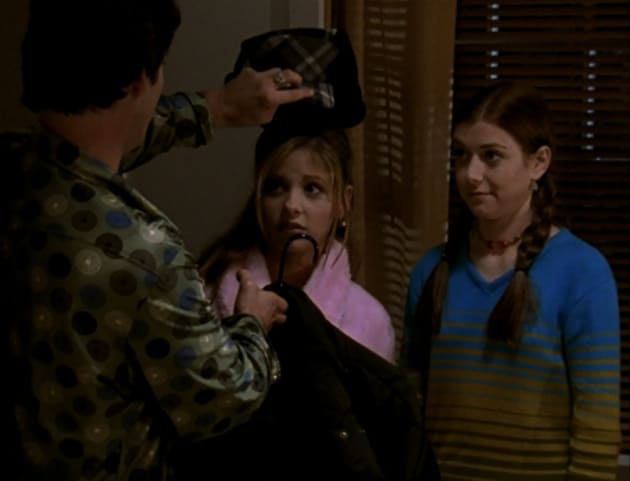 Date Prep - Buffy the Vampire Slayer Season 1 Episode 5