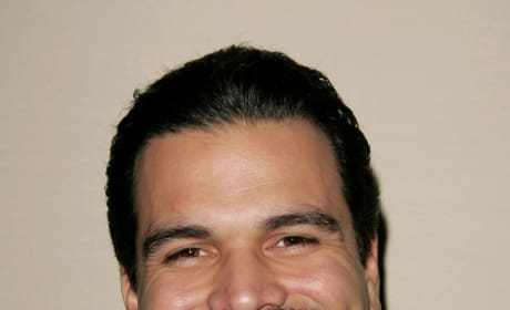 Favorite Ricardo Antonio Chavira Photos - TV Fanatic