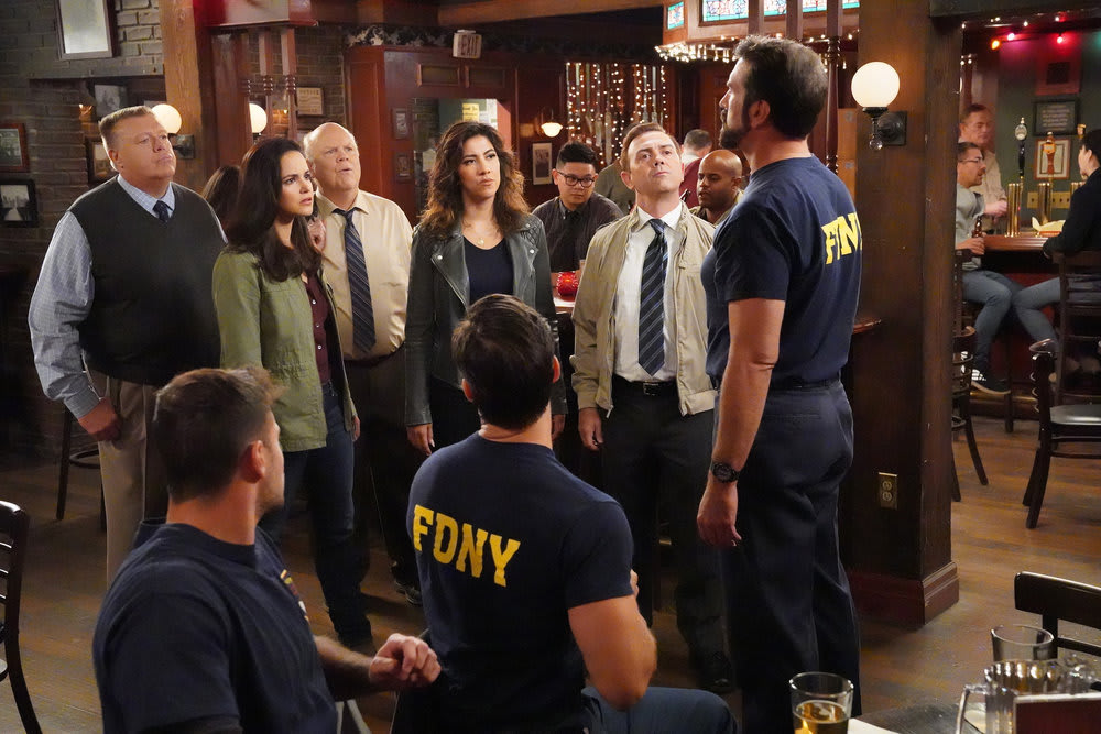 Watch brooklyn nine nine season 6 2025 episode 5 online