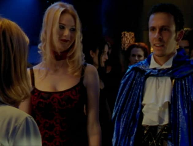 Dorky Followers - Buffy the Vampire Slayer Season 2 Episode 7