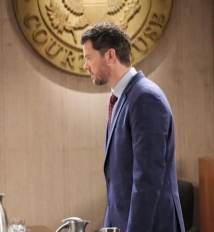 EJ Takes the Stand / Tall - Days of Our Lives