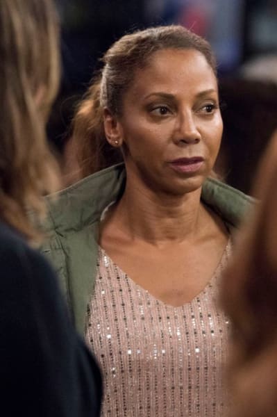 Law And Order Svu Season 21 Episode 12 - Law Order Svu Renewed For History Making 21st Season By Nbc Deadline : Track your watched episodes and see new ones come out.