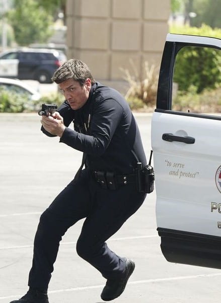 Nolan in Action - The Rookie Season 1 Episode 4