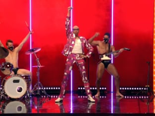 Rock Out! - RuPaul's Drag Race