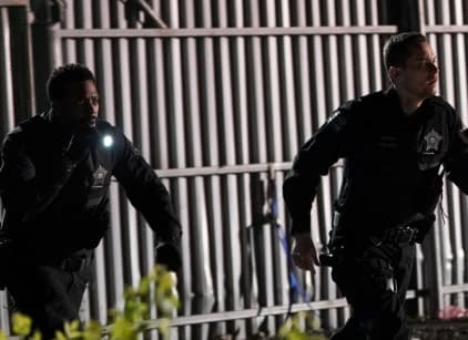Chicago pd season 8 watch 2025 online