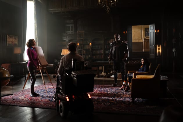 Doom patrol season best sale 2 episode 1 putlocker