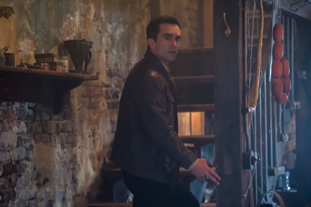 Securing The Basement Bates Motel Season 4 Episode 7