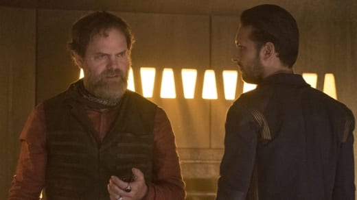 Conspiring in Captivity - Star Trek: Discovery Season 1 Episode 5