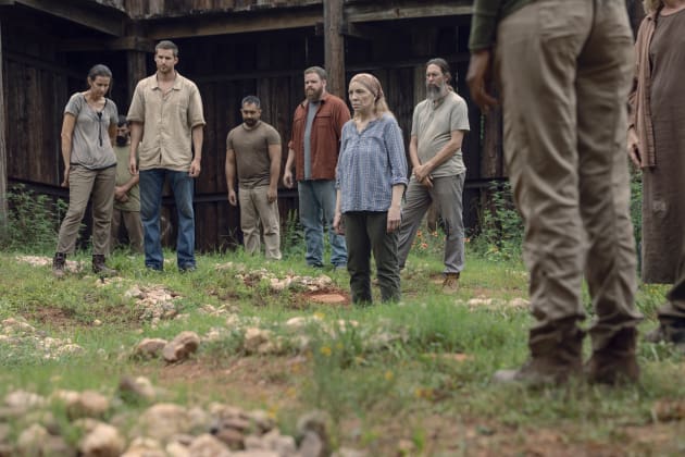 Another One Bites The Dust - The Walking Dead Season 9 Episode 9
