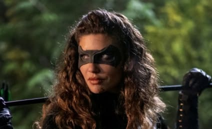 Arrow Spinoff Scoop: What Brings Mia, Laurel, and Dinah Together in 2040? 