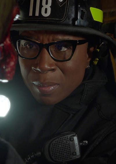 Watch 9-1-1 Let the Games Begin S6 E1, TV Shows