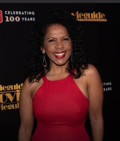 Lady in Red: Penny Johnson Jerald - The Orville: New Horizons