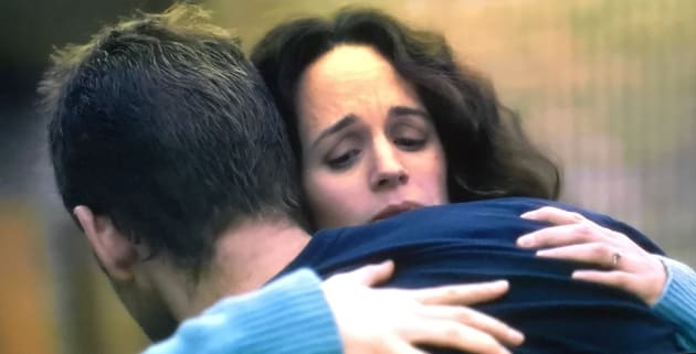 A Hug Goodbye - The Haunting of Hill House Season 1 Episode 2