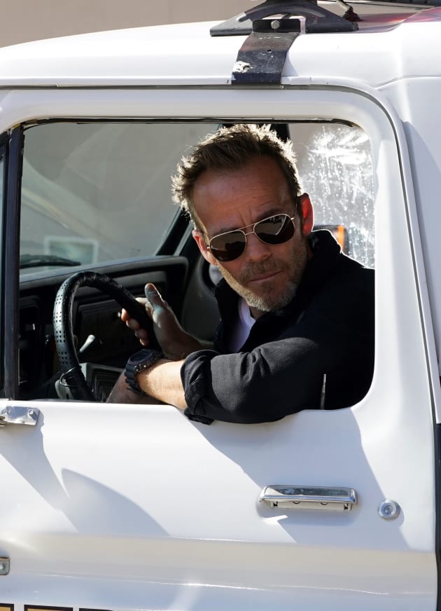 Sheriff Bill Hollister Drives Up - Deputy Season 1 Episode 4