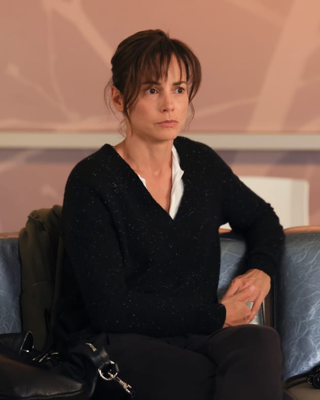 Delilah Awaits News - Tall - A Million Little Things Season 3 Episode 1