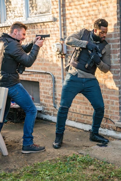 Extra Careful - Chicago PD Season 8 Episode 2
