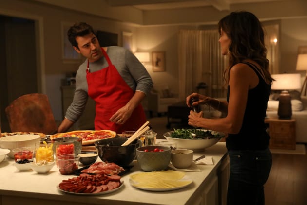 Kitchen Confrontation - A Million Little Things Season 1 Episode 4