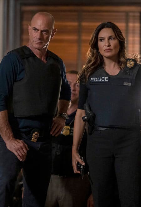 Together Again - Law & Order: SVU Season 24 Episode 1 - TV Fanatic - Law And Order Svu Season 24 Episode 1