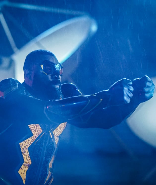 Bringing Lynn Home Black Lightning Season 3 Episode 13 TV Fanatic