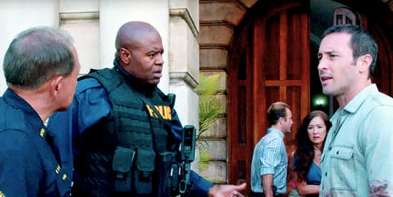 Alex O'Loughlin and Chi McBride Photo