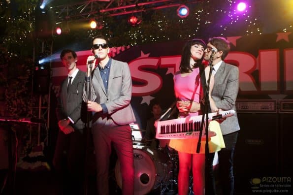Cobra Starship on 90210