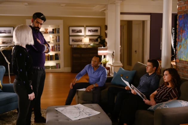 Recon and Plotting - iZombie Season 5 Episode 12