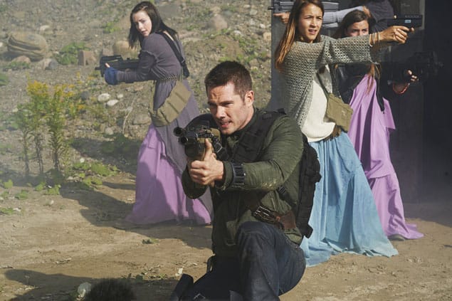 D'avin Takes Lead - Killjoys Season 1 Episode 4