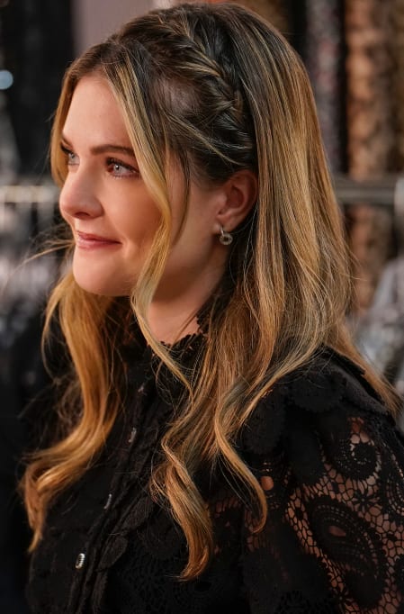 Sutton choice - The Bold Type Season 5 Episode 6 - TV Fanatic