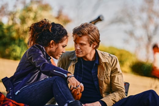 Relationship Issues - MacGyver