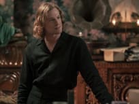 Lestat Postures - Interview with the Vampire Season 1 Episode 5