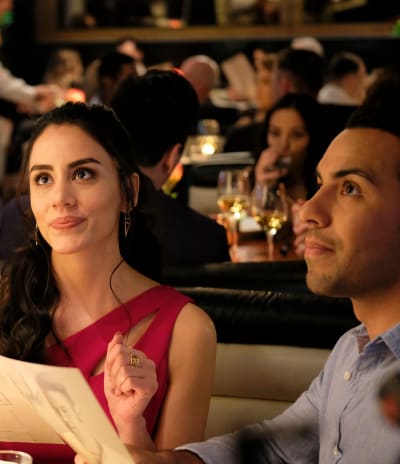 Anniversary Dinner  - The Baker and the Beauty Season 1 Episode 1