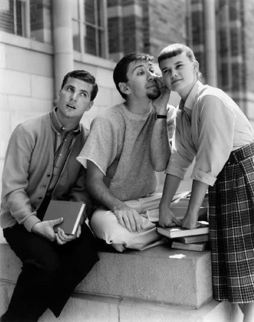 Central High School -- The Many Loves of Dobie GIllis