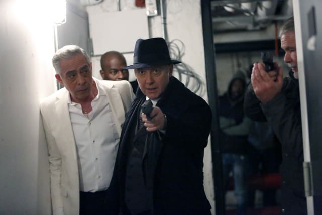 Fighting their way out - The Blacklist Season 4 Episode 13