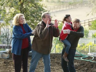 Modern family season 11 episode 8 online on sale