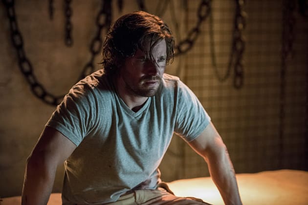 Why Me? - Arrow Season 5 Episode 3