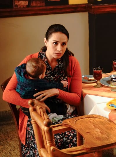 Gloria's Fear - tall - Party of Five Season 1 Episode 1