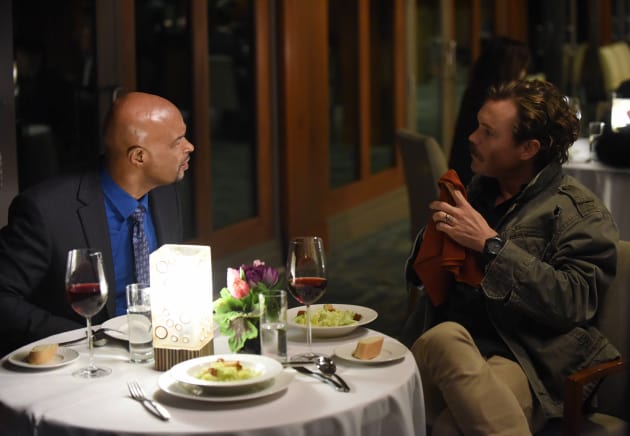 A Bromantic Dinner - Lethal Weapon Season 1 Episode 16