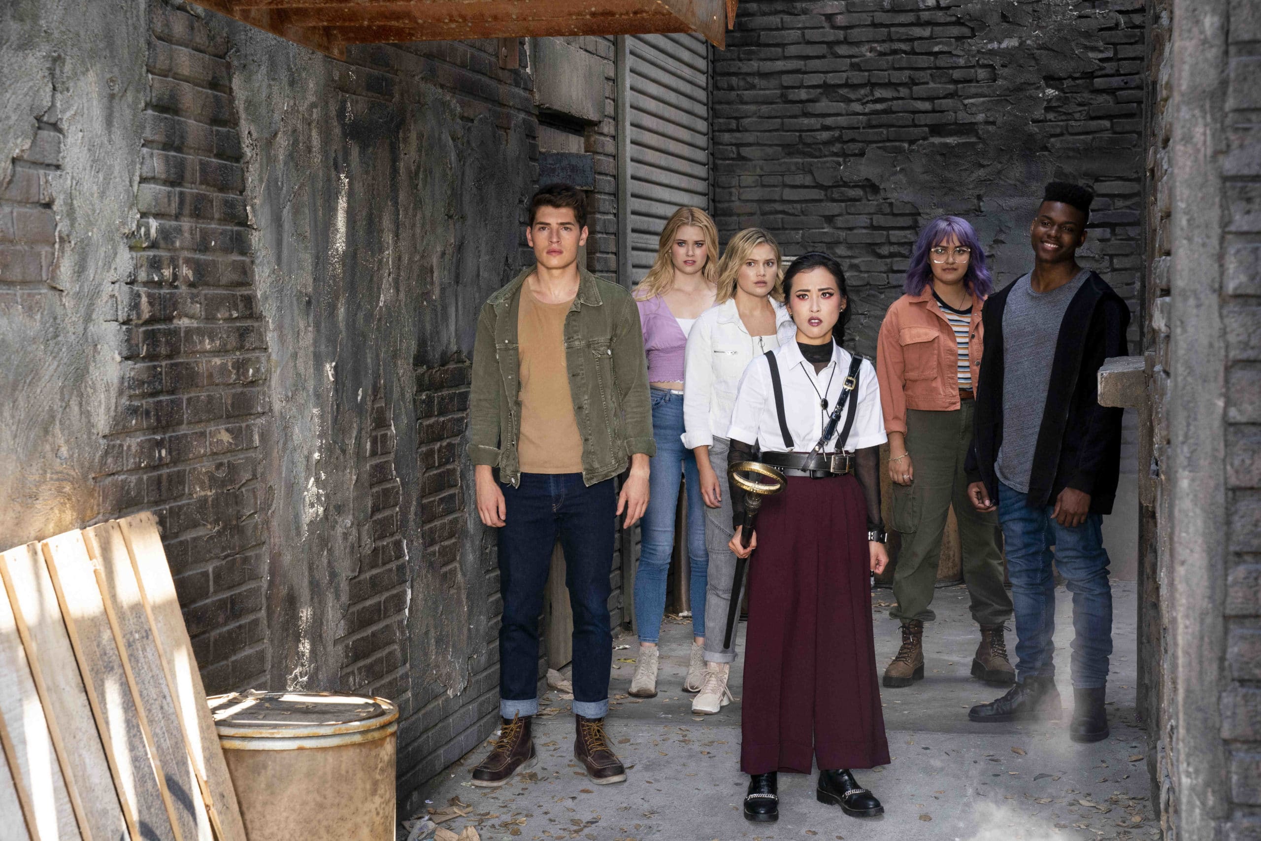 Marvel S Runaways Season 3 Review A Crossover Of Teen Heroes Tv Fanatic