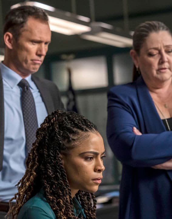 Investigating a Disappearance / Tall - Law & Order Season 21 Episode 3