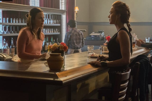 Partners - Midnight, Texas Season 1 Episode 8