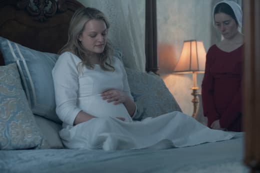 The Handmaid S Tale Season 2 Episode 10 Review The Last Ceremony Tv Fanatic