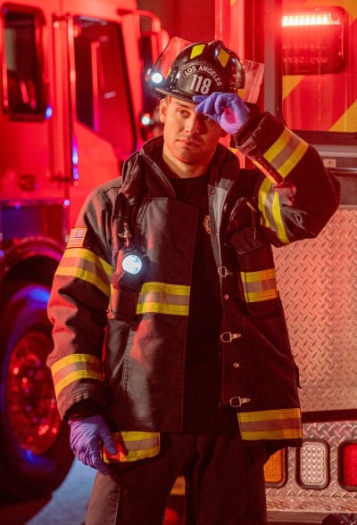 Eddie on the Scene - 9-1-1 Season 4 Episode 9