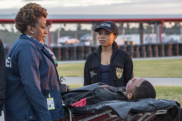 Checking out the victim - NCIS: New Orleans Season 3 Episode 9