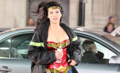 Wonder Woman in Action: Adrianne Palicki Set Shots