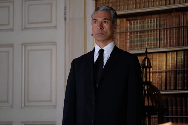 Bullimore - Trust Season 1 Episode 1