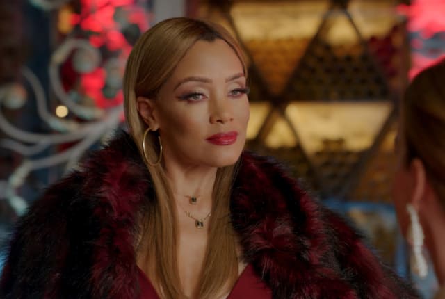 Watch Dynasty Season 4 Episode 12 Online - TV Fanatic