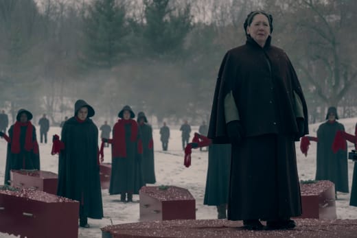 The handmaid's tale season 2 episode 7 watch hotsell online