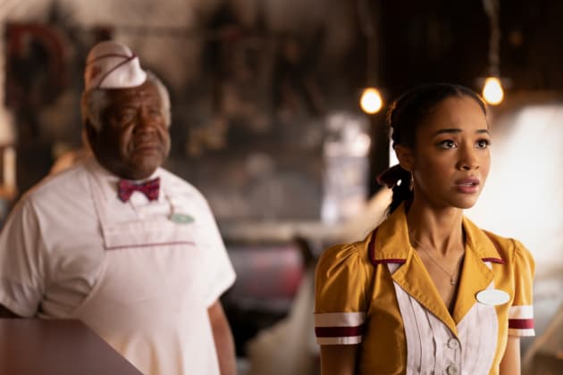 Riverdale season 1 episode 6 online on sale